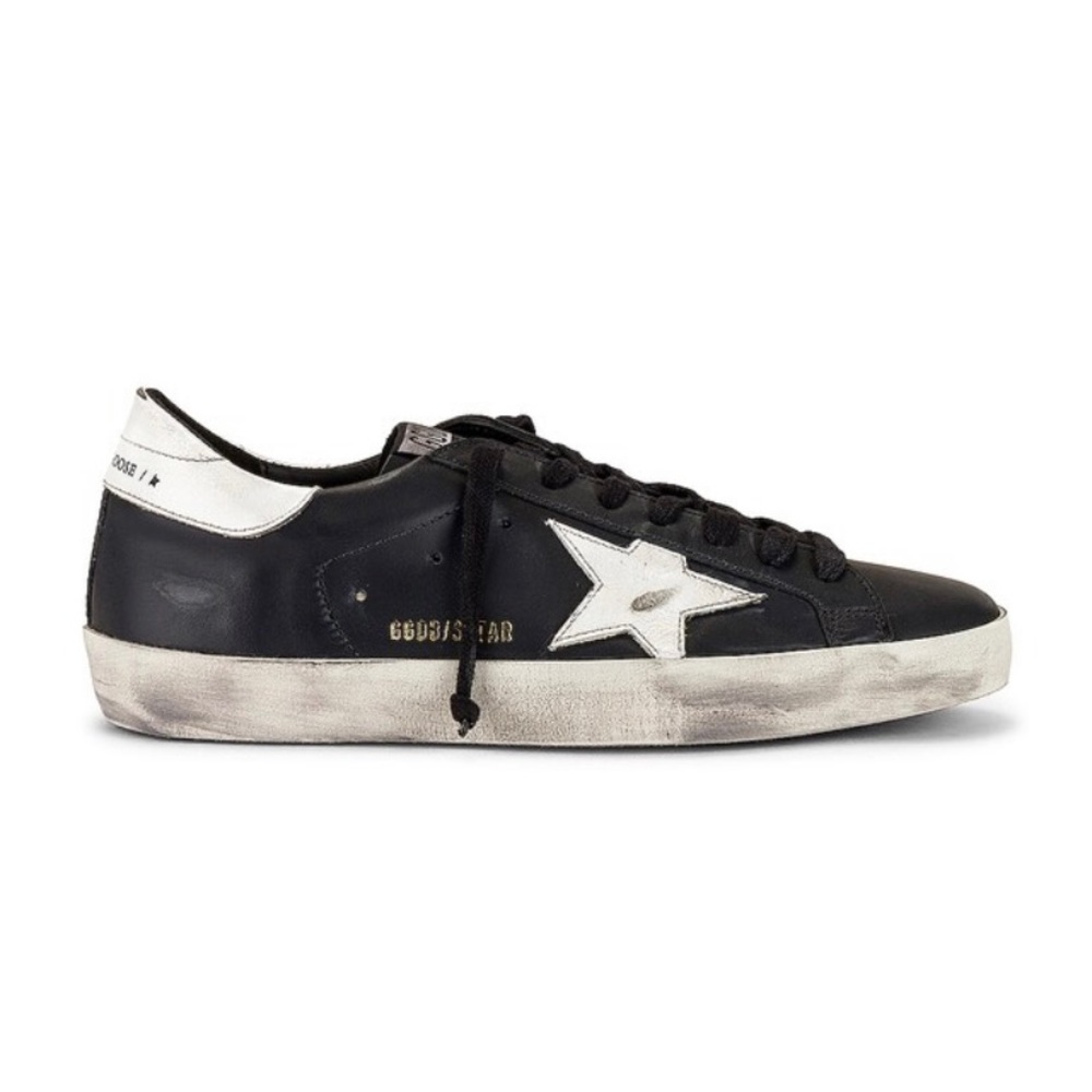 Golden goose men’s Superstar Low top sneaker
NWT